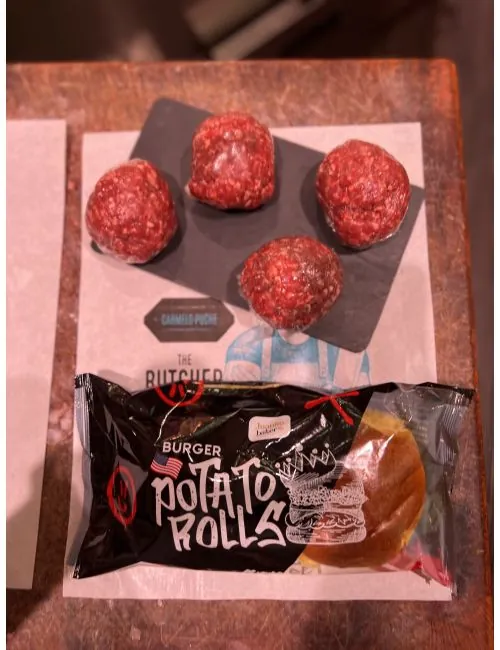 SMASH ENTRAÑA + JUANITOBAKER